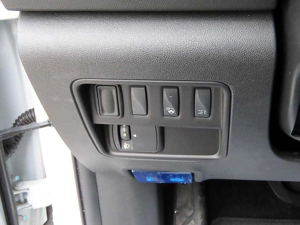 SAMSUNG QM6 - Vista 12