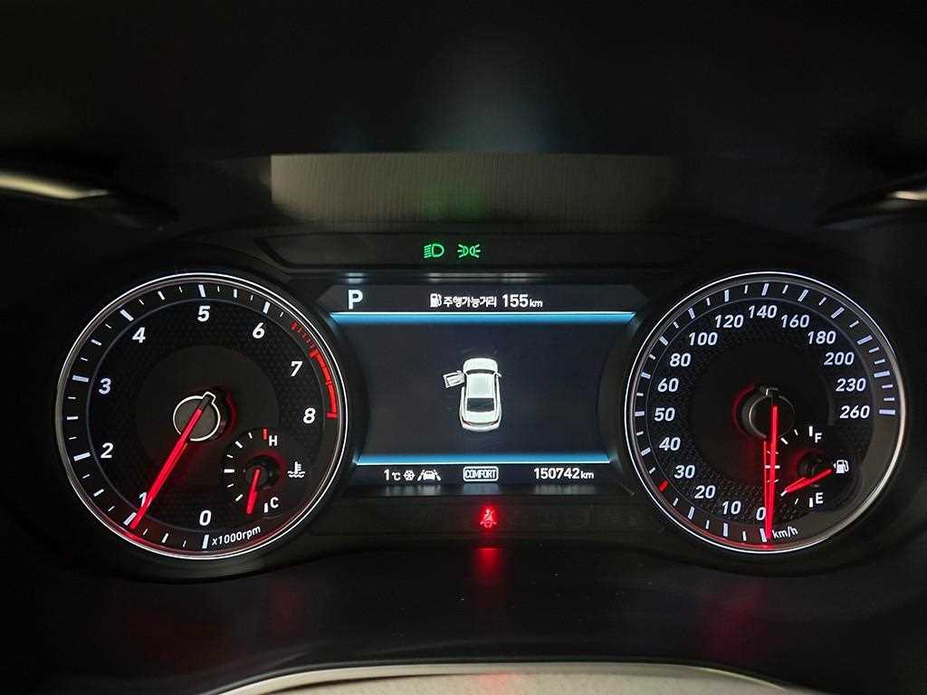 Genesis G70 - Vista 8