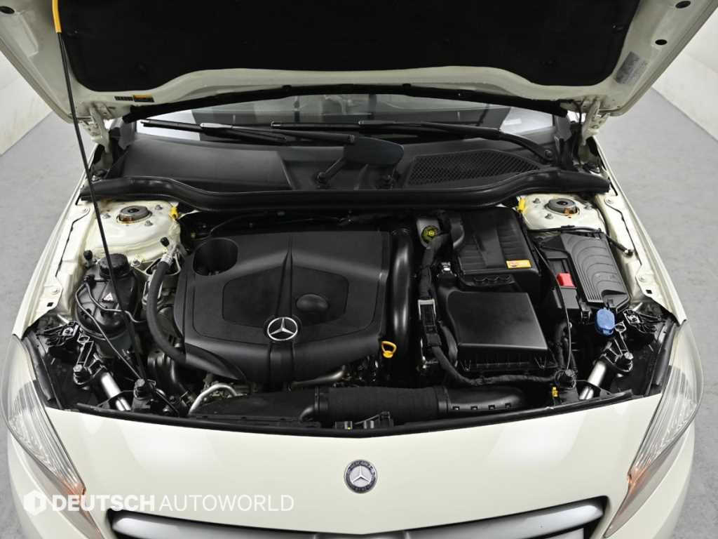 Mercedes Benz A Class - Vista 6