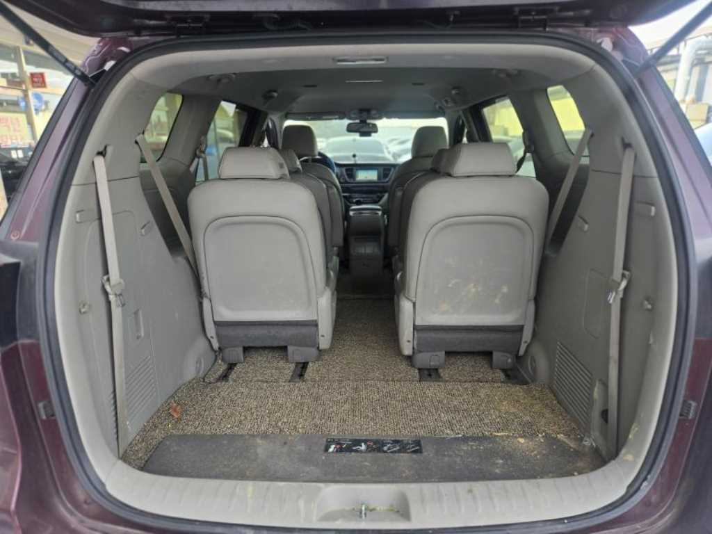 KIA Carnival 2015 Rojo - Importación desde Corea - HF Imports Iquique - Foto 16