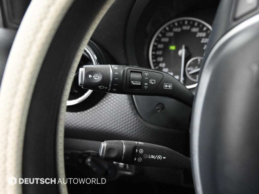 Mercedes Benz A Class 2014 Blanco - Importación desde Corea - HF Imports Iquique - Foto 16