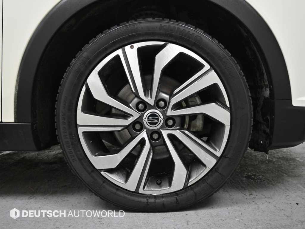 Ssangyong Tivoli - Vista 5