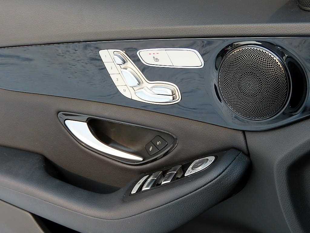 Mercedes Benz C Class - Vista 11