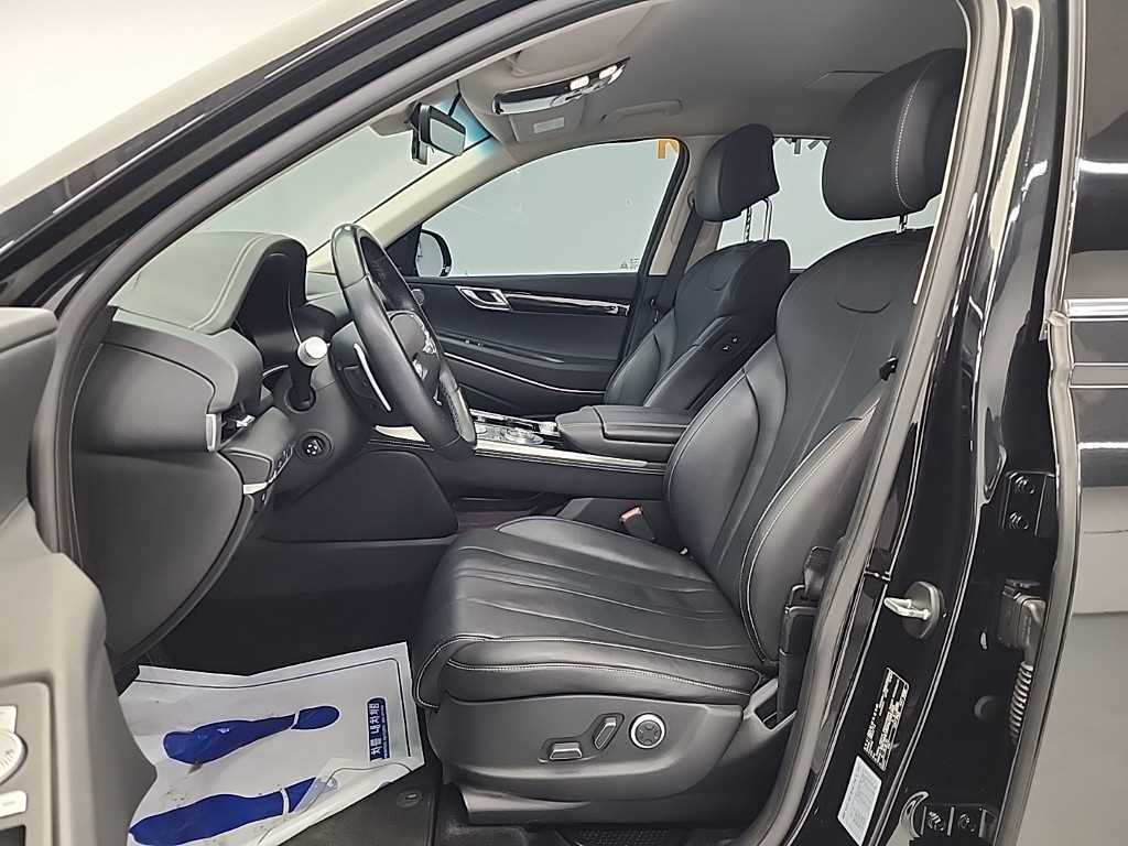 Genesis GV80 - Vista 11