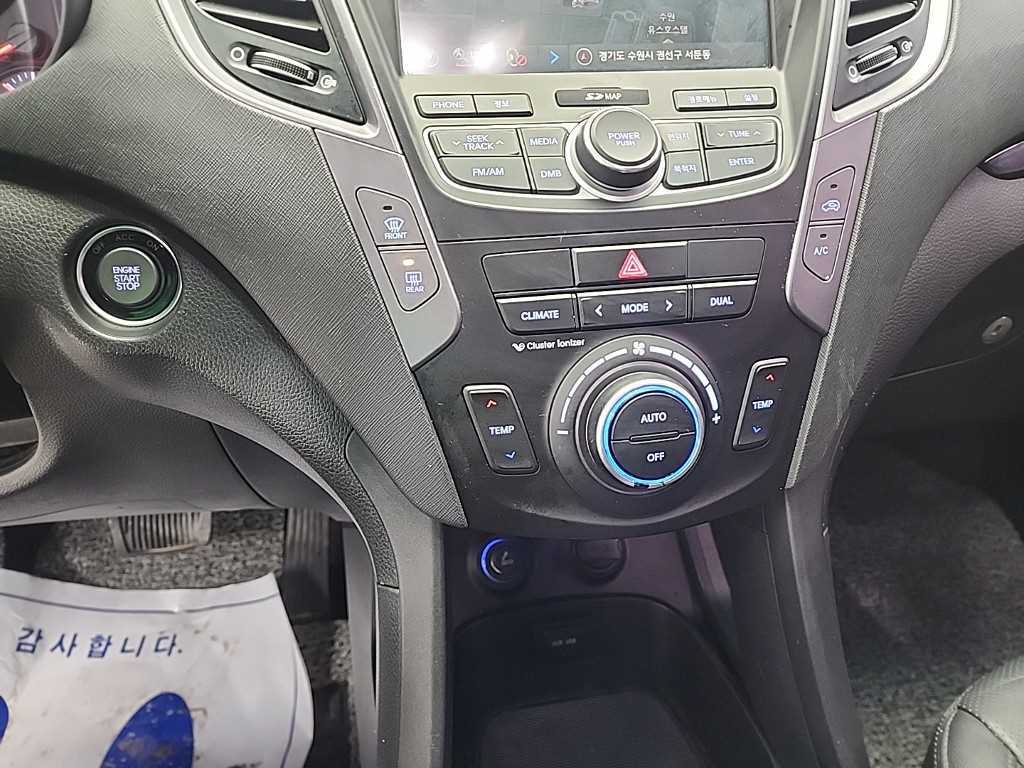 HYUNDAI Santa Fe - Vista 10