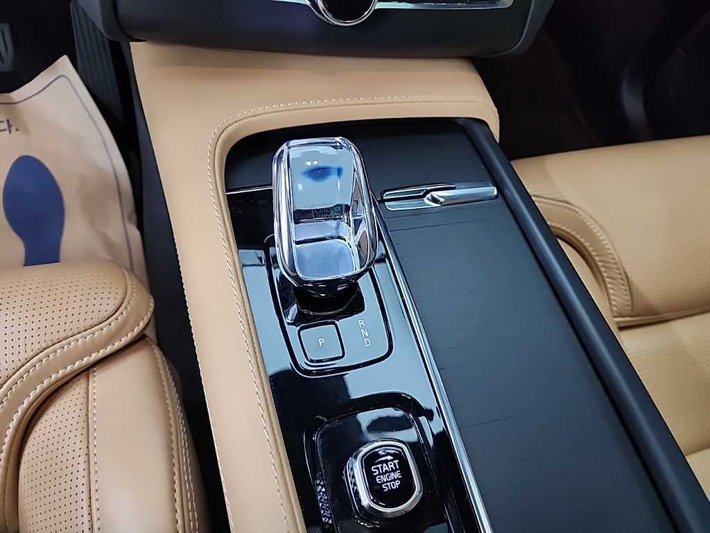 Volvo XC90 - Vista 8