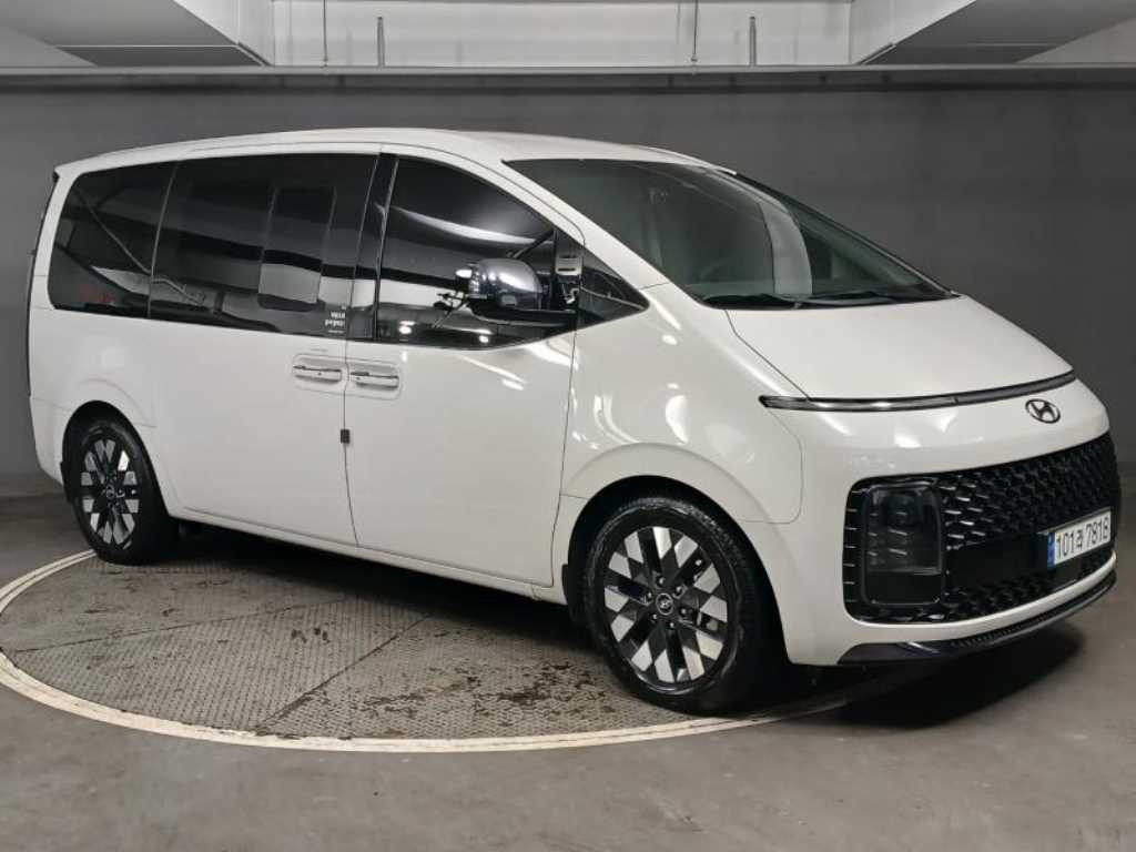 HYUNDAI Staria - Vista 3