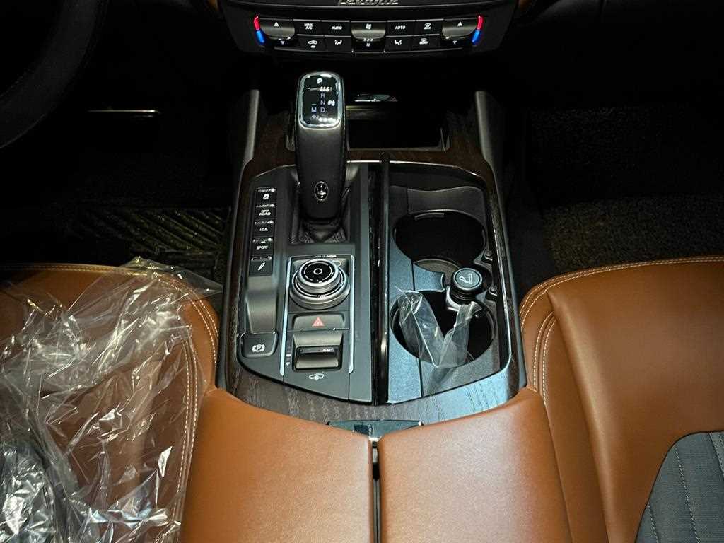 Maserati Levante - Vista 12