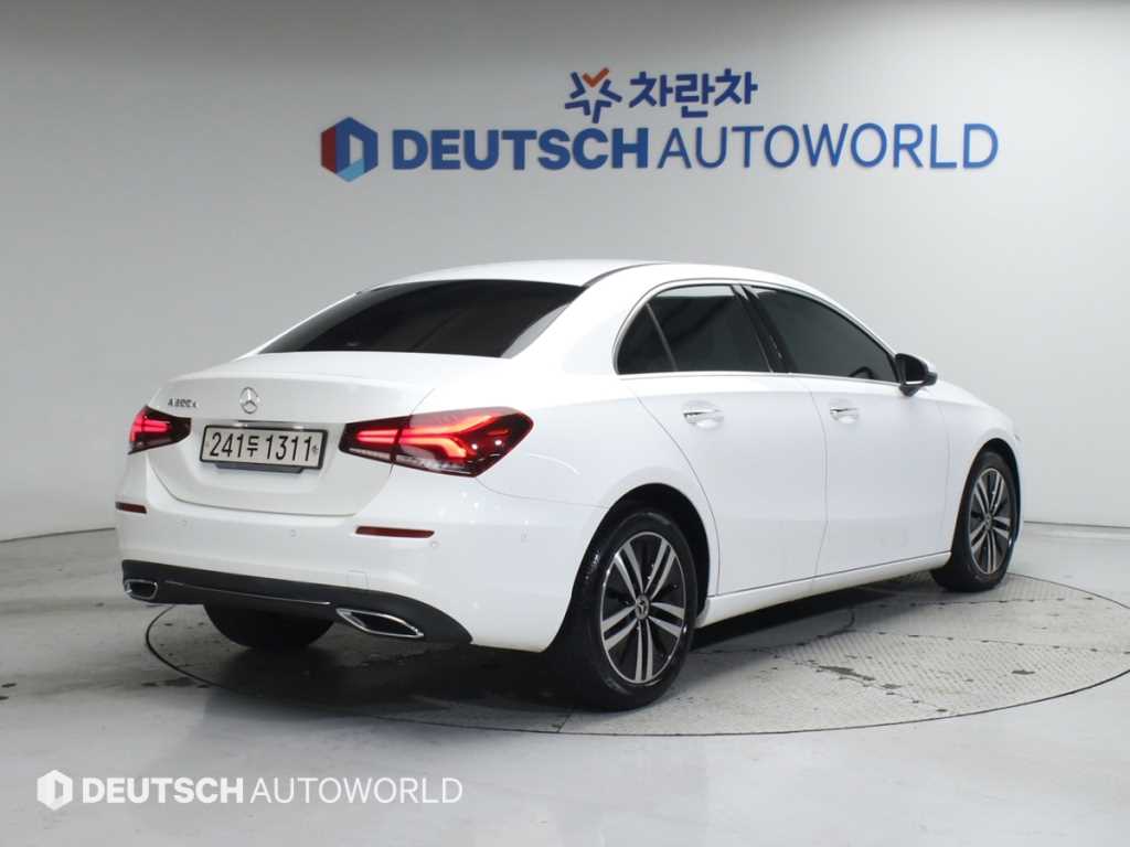 Mercedes Benz A Class - Vista 4