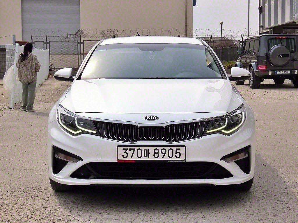 KIA K5 2019 Blanco - Importación desde Corea - HF Imports Iquique - Foto 1