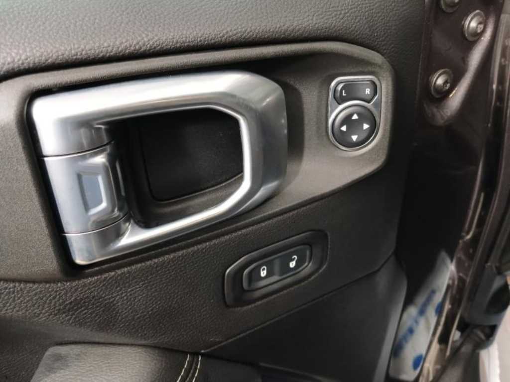 Jeep Wrangler - Vista 9