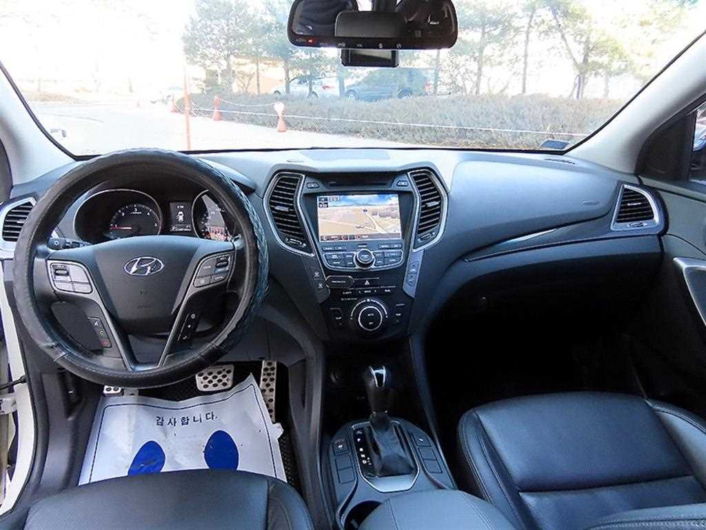 HYUNDAI Santa Fe - Vista 7