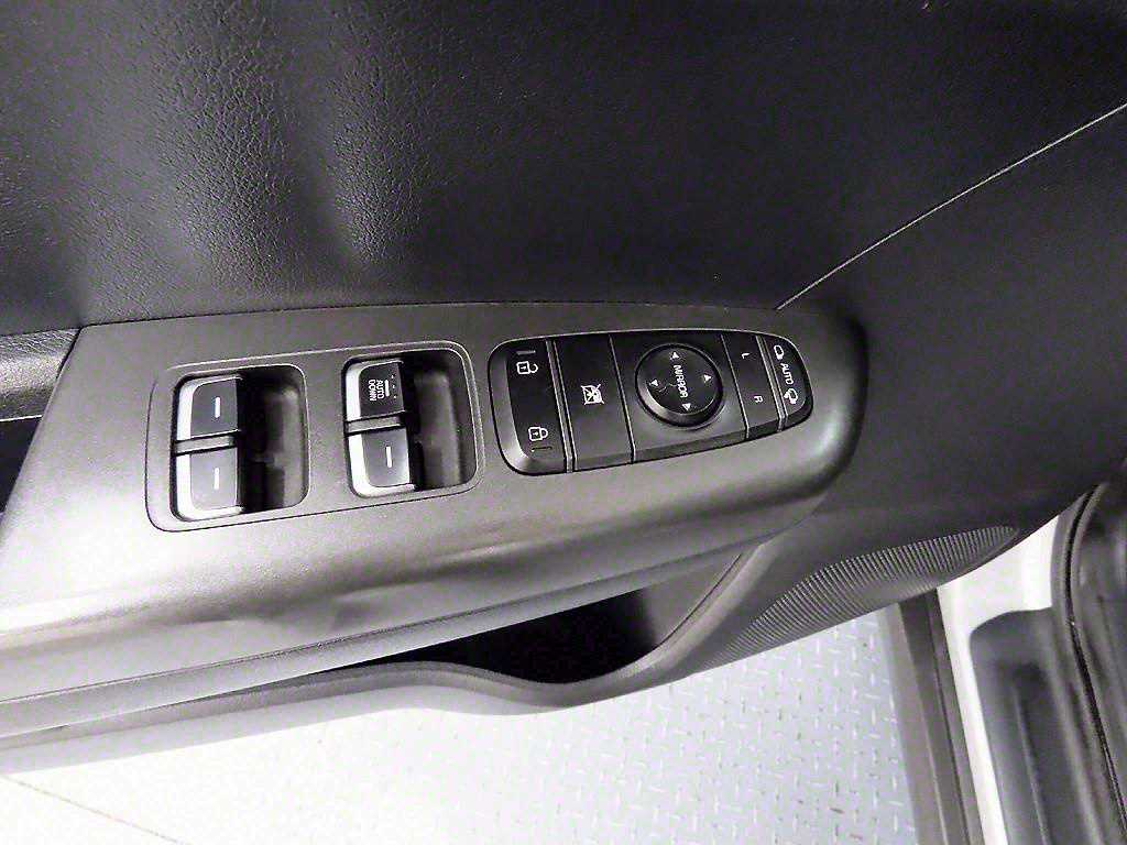 KIA Sportage - Vista 11