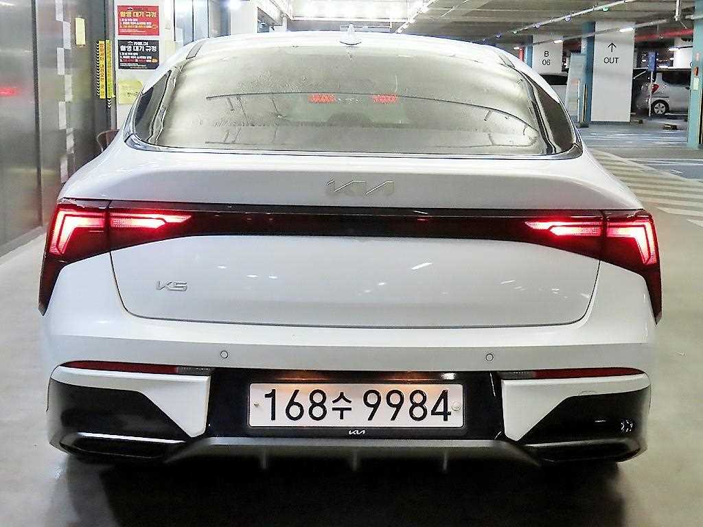 KIA K5 - Vista 5