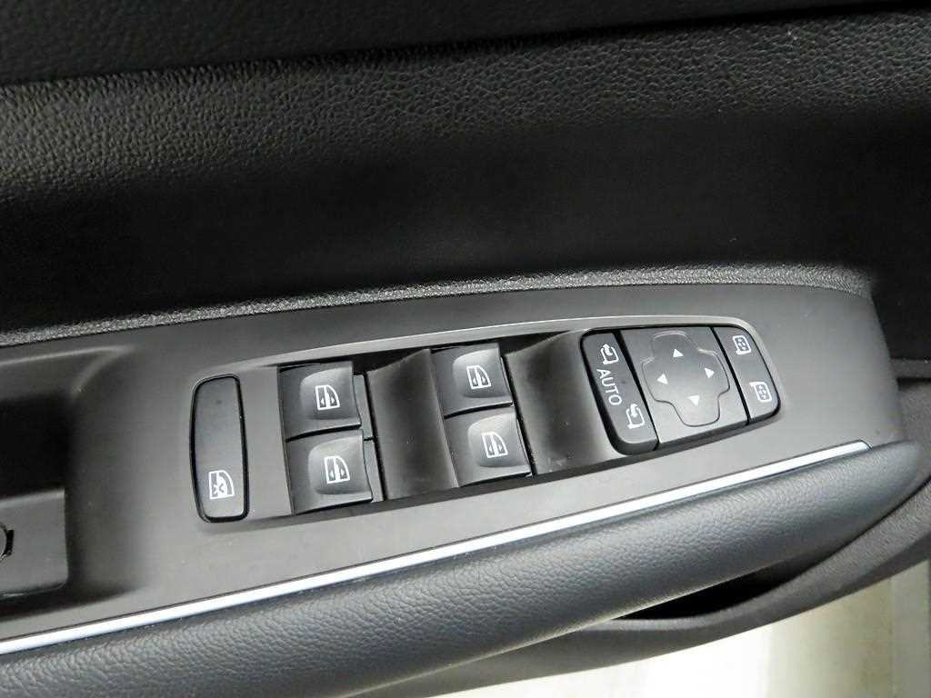 SAMSUNG QM6 - Vista 12