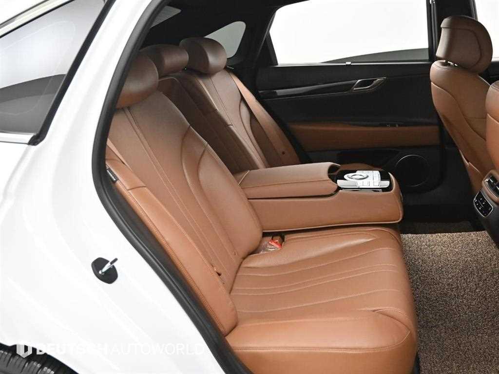 Genesis G80 - Vista 12