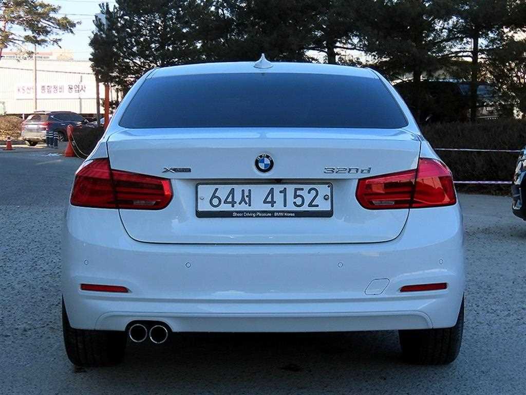 BMW 3 series - Vista 4