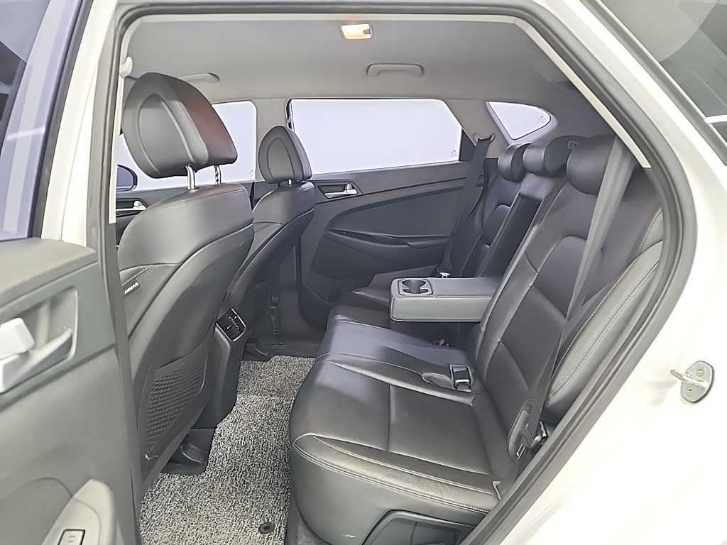 HYUNDAI Tucson - Vista 12