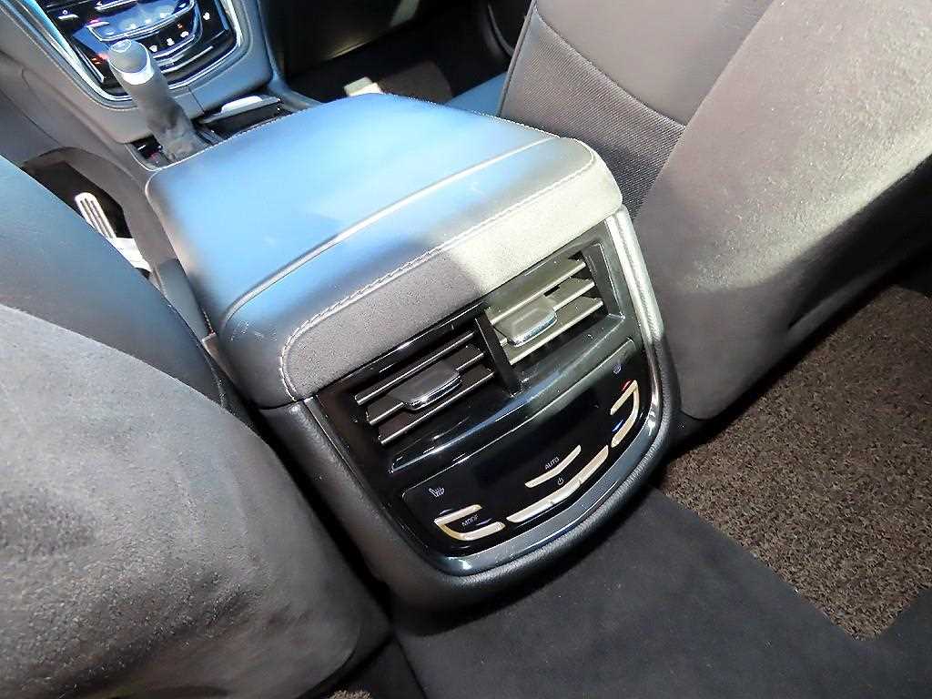 Cadillac CTS-V 2016 - Importación desde Corea - HF Imports Iquique - Foto 17