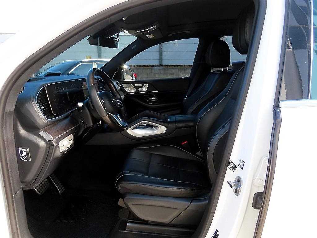 Mercedes Benz GLS Class - Vista 5