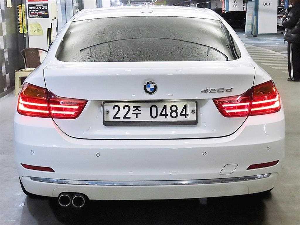 BMW 4 Series - Vista 5