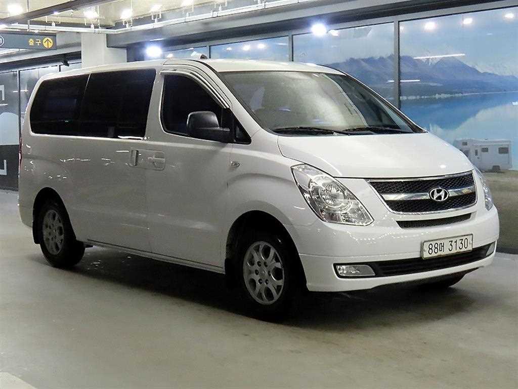 HYUNDAI Starex 2015 Blanco - Importación desde Corea - HF Imports Iquique - Foto 1