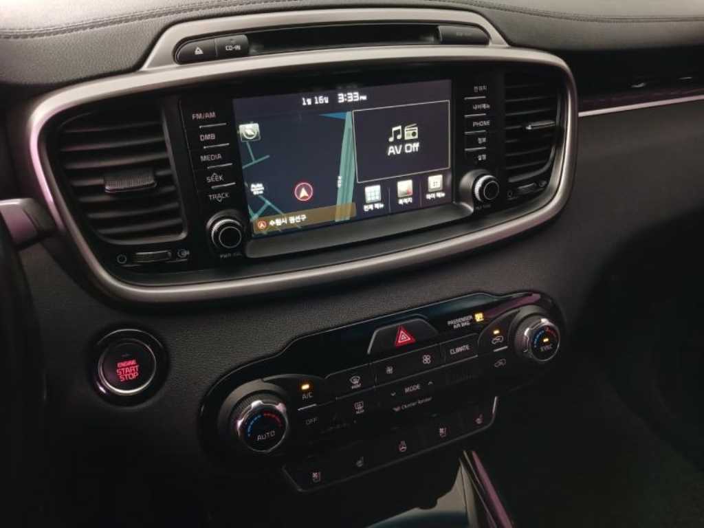 KIA Sorento - Vista 11