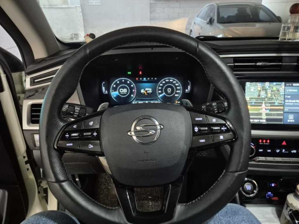 Ssangyong Korando - Vista 6