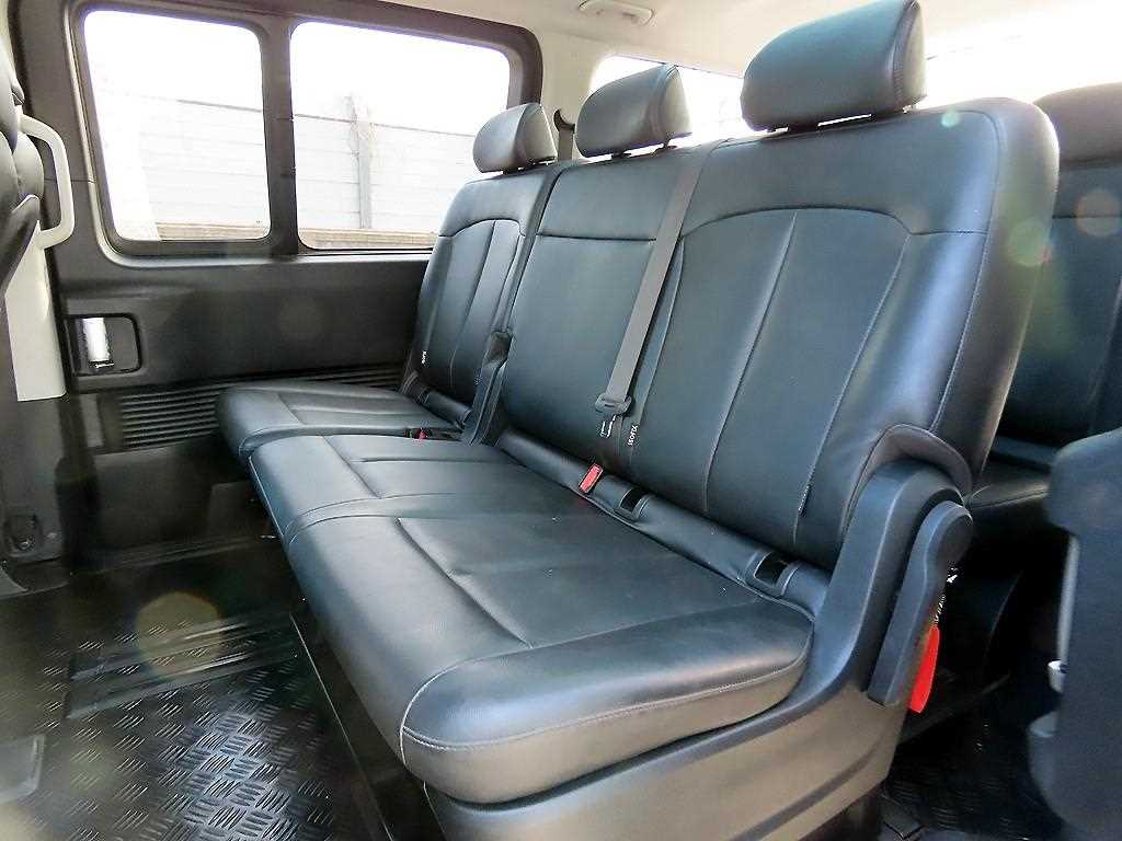 HYUNDAI Staria - Vista 6