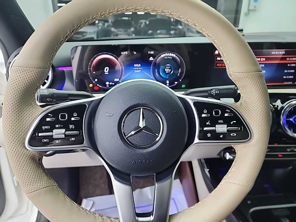 Mercedes Benz A Class - Vista 9