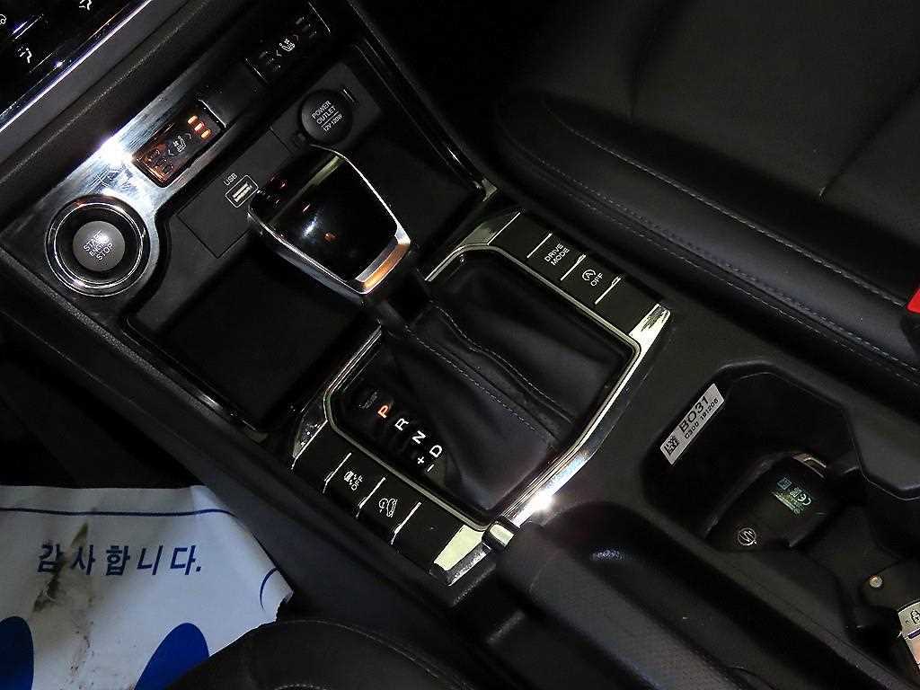 Ssangyong Korando - Vista 12