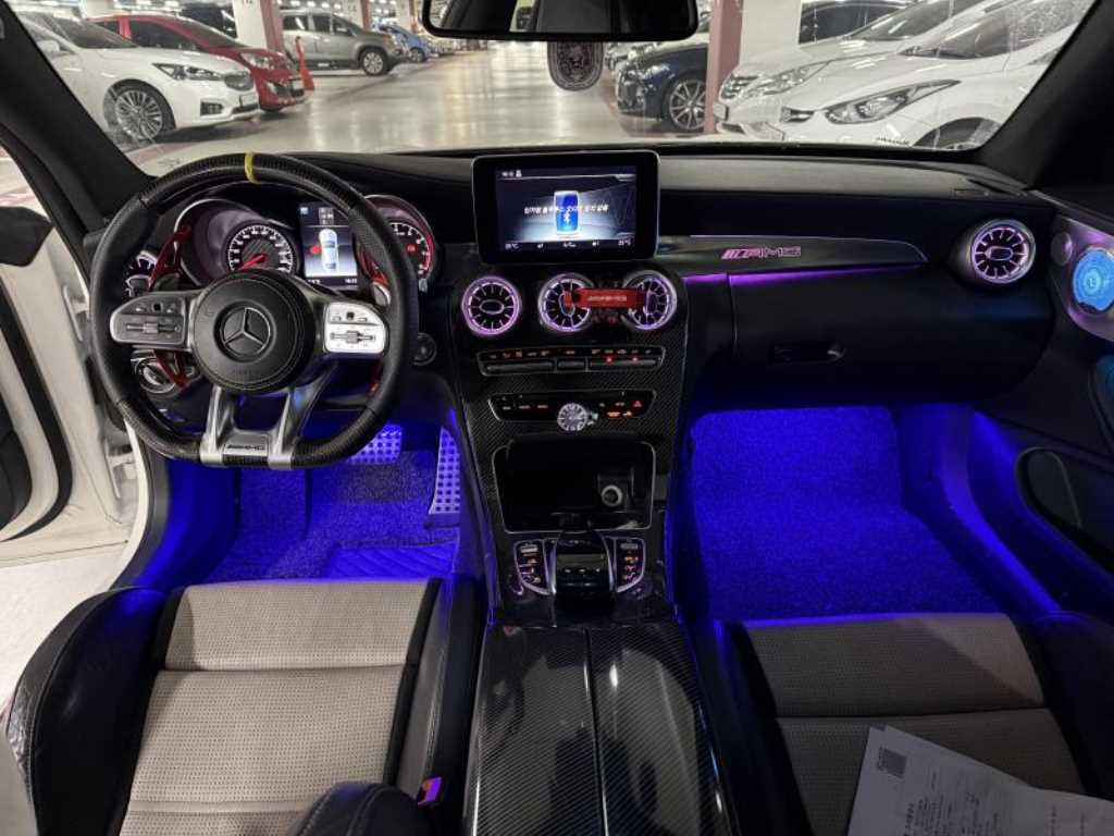 Mercedes Benz C Class - Vista 4