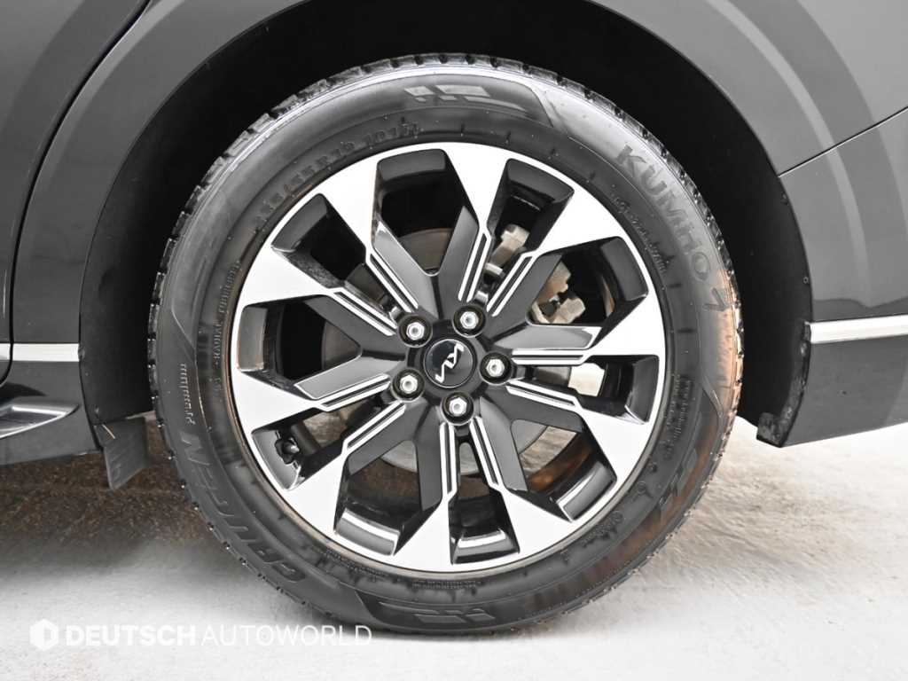 KIA Carnival - Vista 5