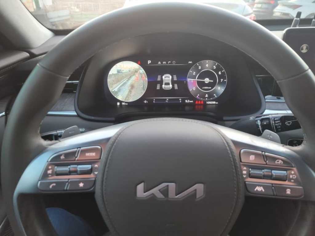 KIA K9 - Vista 4