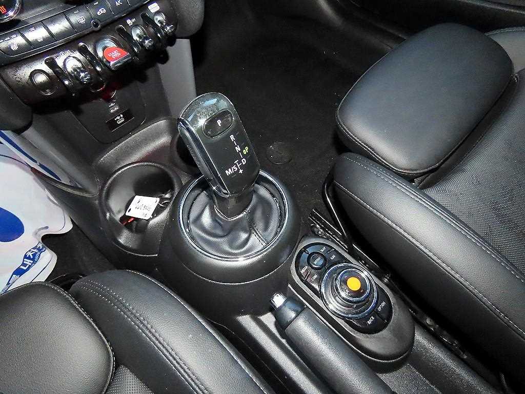 Mini Cooper - Vista 11