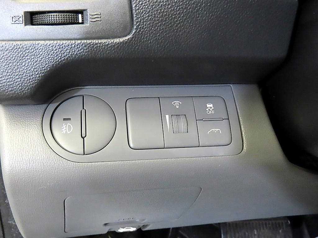 HYUNDAI Starex 2015 Blanco - Importación desde Corea - HF Imports Iquique - Foto 14