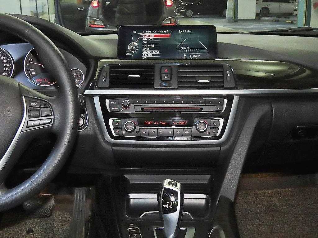 BMW 4 Series - Vista 11