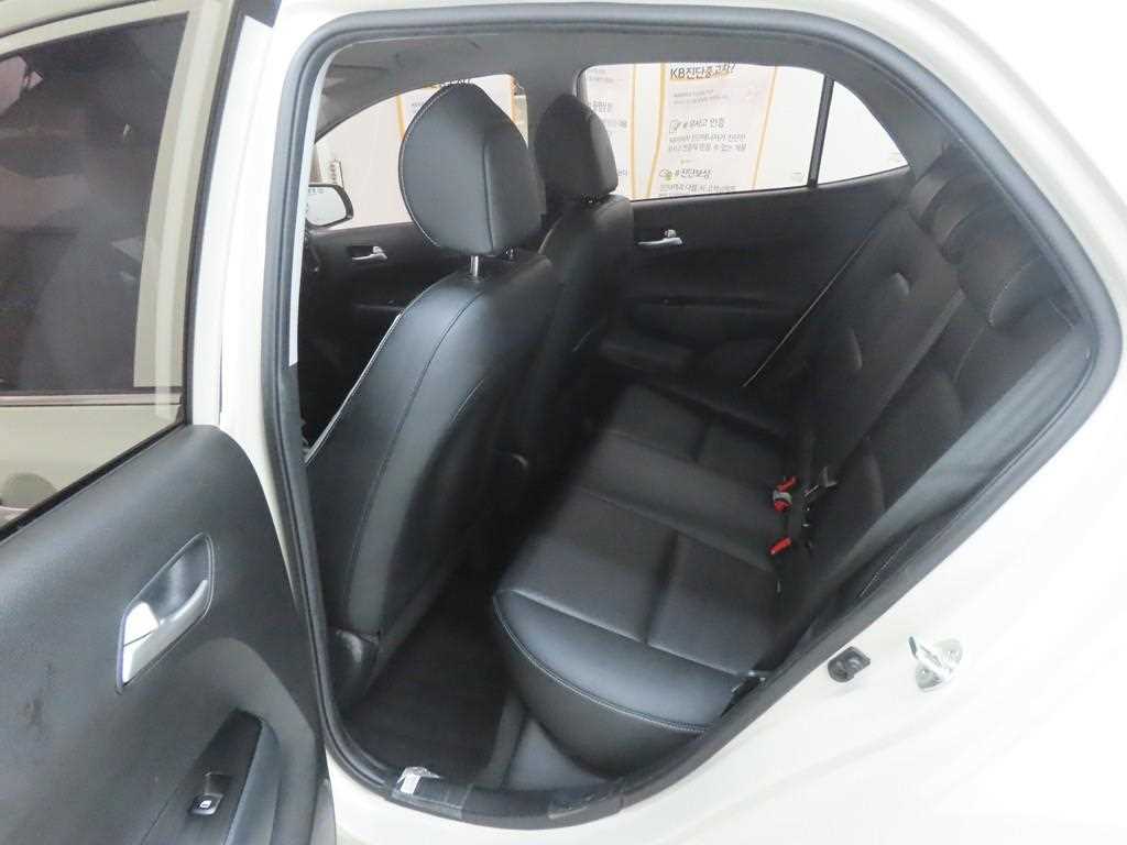 KIA Morning - Vista 6