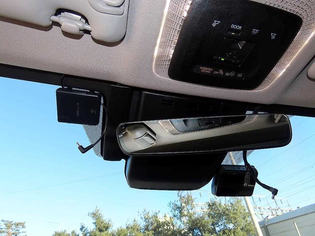 Toyota Prius 2025 Negro - Importación desde Corea - HF Imports Iquique - Foto 16