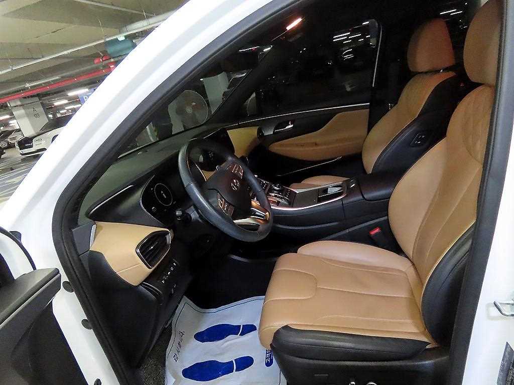 HYUNDAI Santa Fe - Vista 6