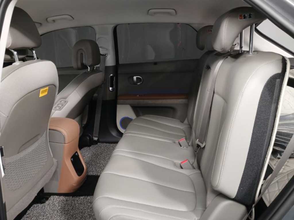 HYUNDAI Ioniq 5 - Vista 7