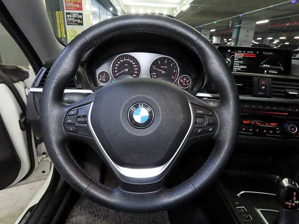 BMW 4 Series - Vista 8