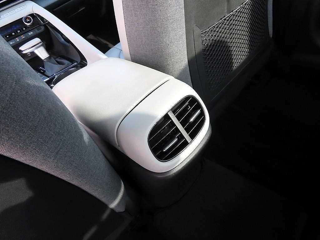 HYUNDAI Avante 2021 Negro - Importación desde Corea - HF Imports Iquique - Foto 18