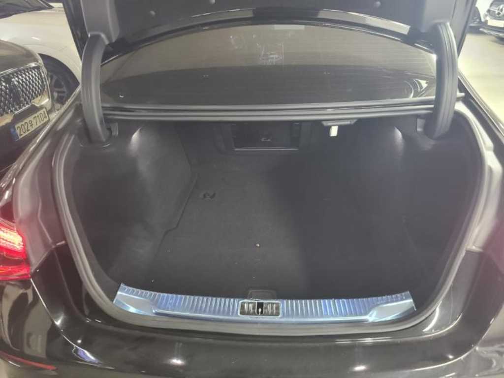 Mercedes Benz S Class - Vista 6