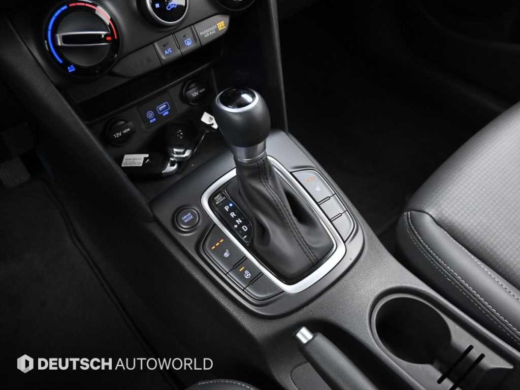 HYUNDAI Kona - Vista 9