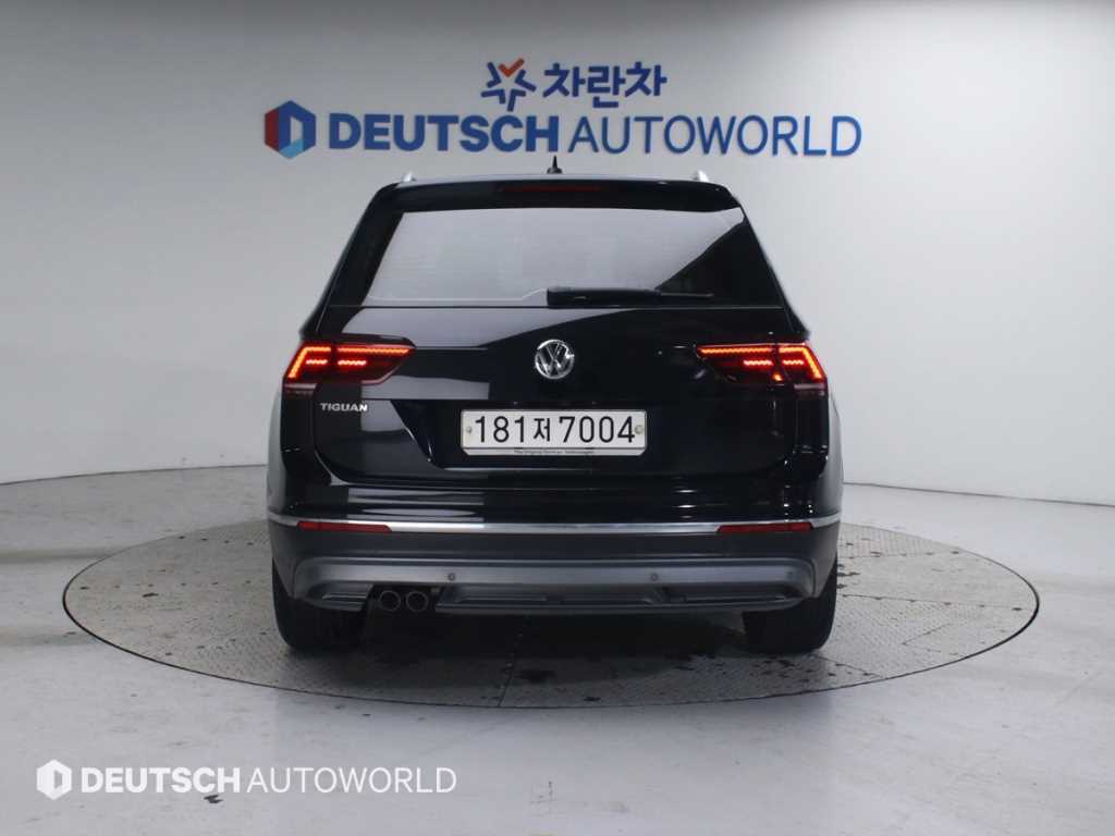 Volkswagen Tiguan - Vista 4