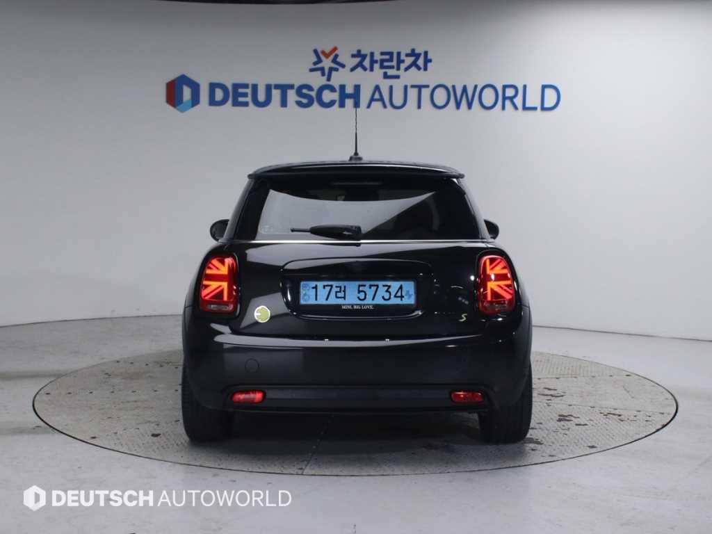 Mini Cooper Electric - Vista 4