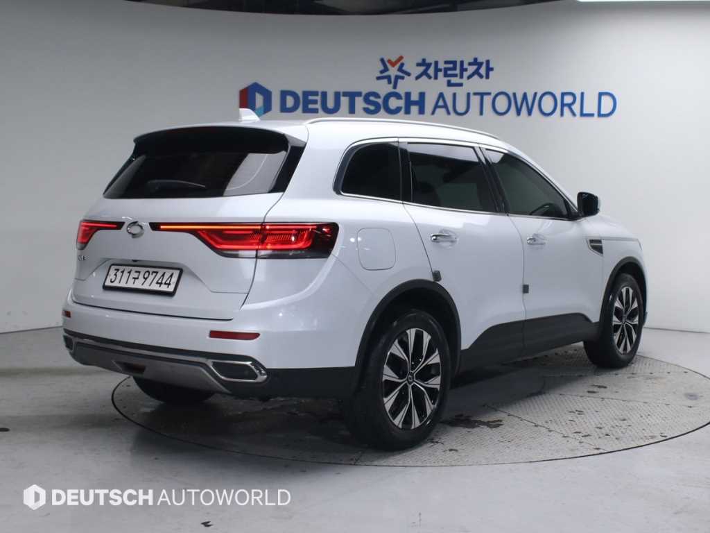 SAMSUNG QM6 - Vista 2