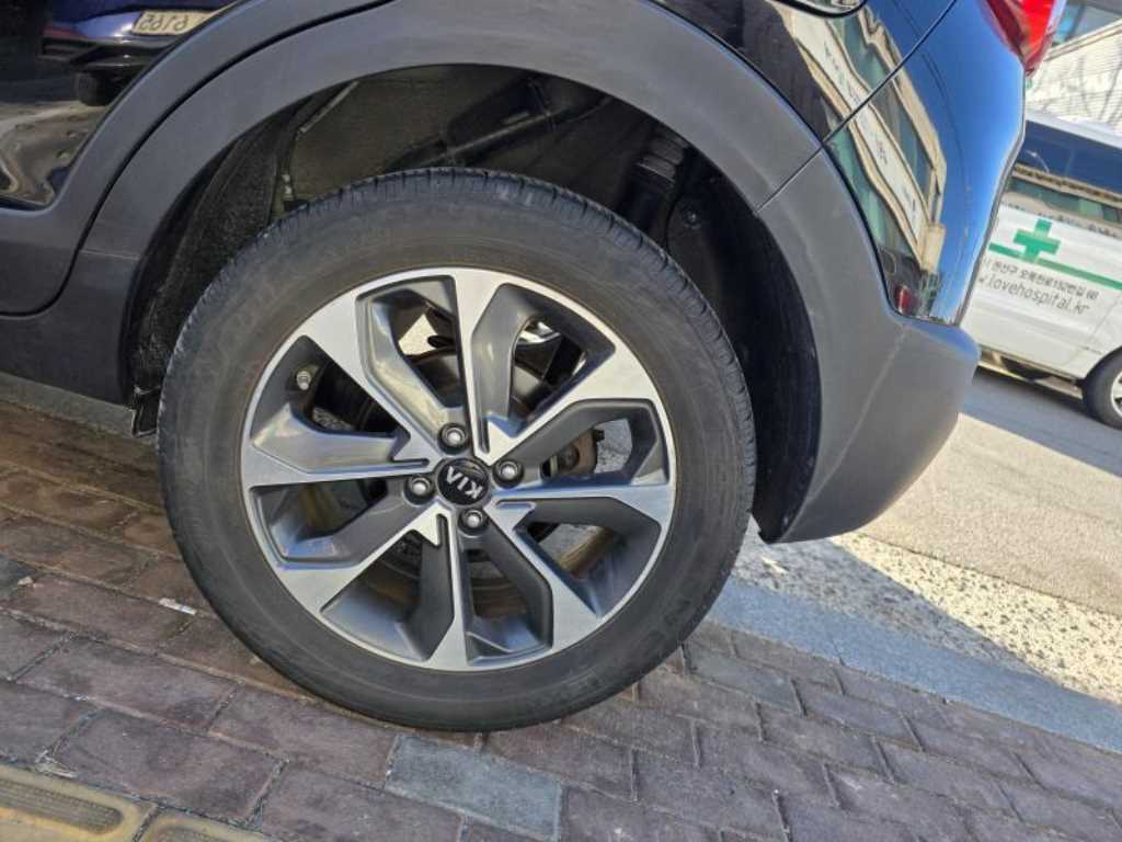 KIA Stonic - Vista 7