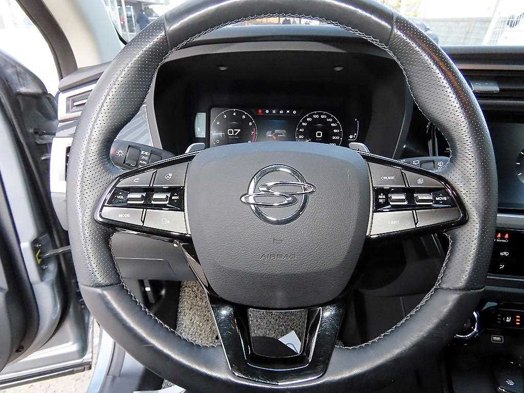 Ssangyong Korando - Vista 8